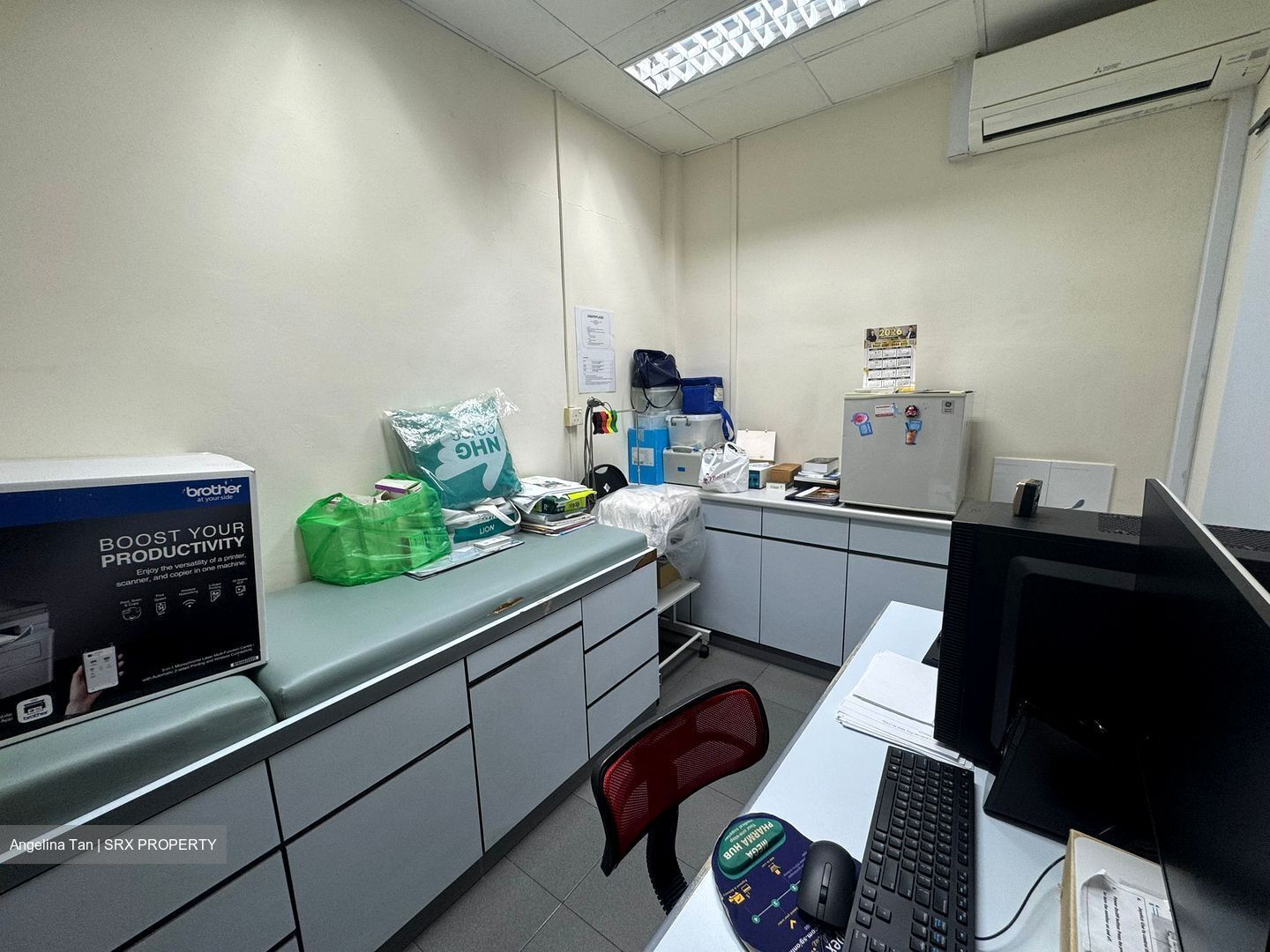 Hougang Avenue 1 (D19), Shop House #555686171